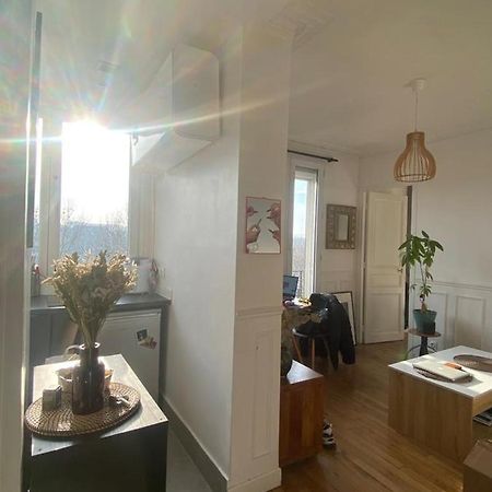 Appartement Ensoleille, Central Et Tout Equipe Avec Vue Tour Eiffel Et Pantheon ปารีส ภายนอก รูปภาพ