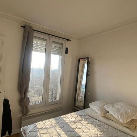 Appartement Ensoleille, Central Et Tout Equipe Avec Vue Tour Eiffel Et Pantheon ปารีส ภายนอก รูปภาพ